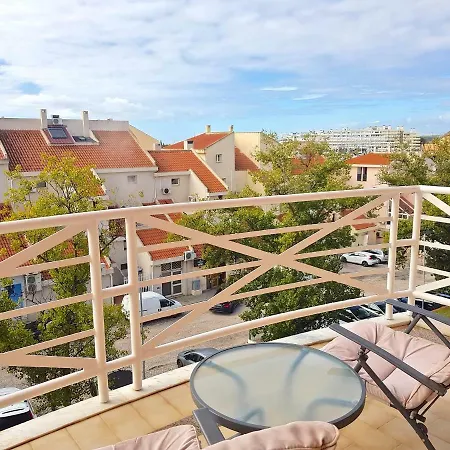 Vila Lusa - Clever Details Apartment
